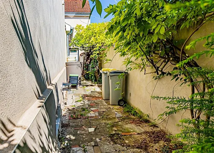 Maladiere La Belle 6p 別荘 ディジョン